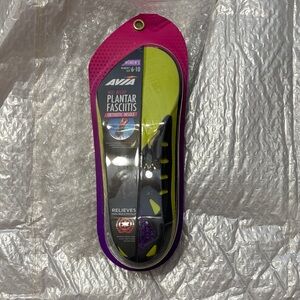 Avia Women's Pink and Black Orthotic Insoles size W6-10new package never opened